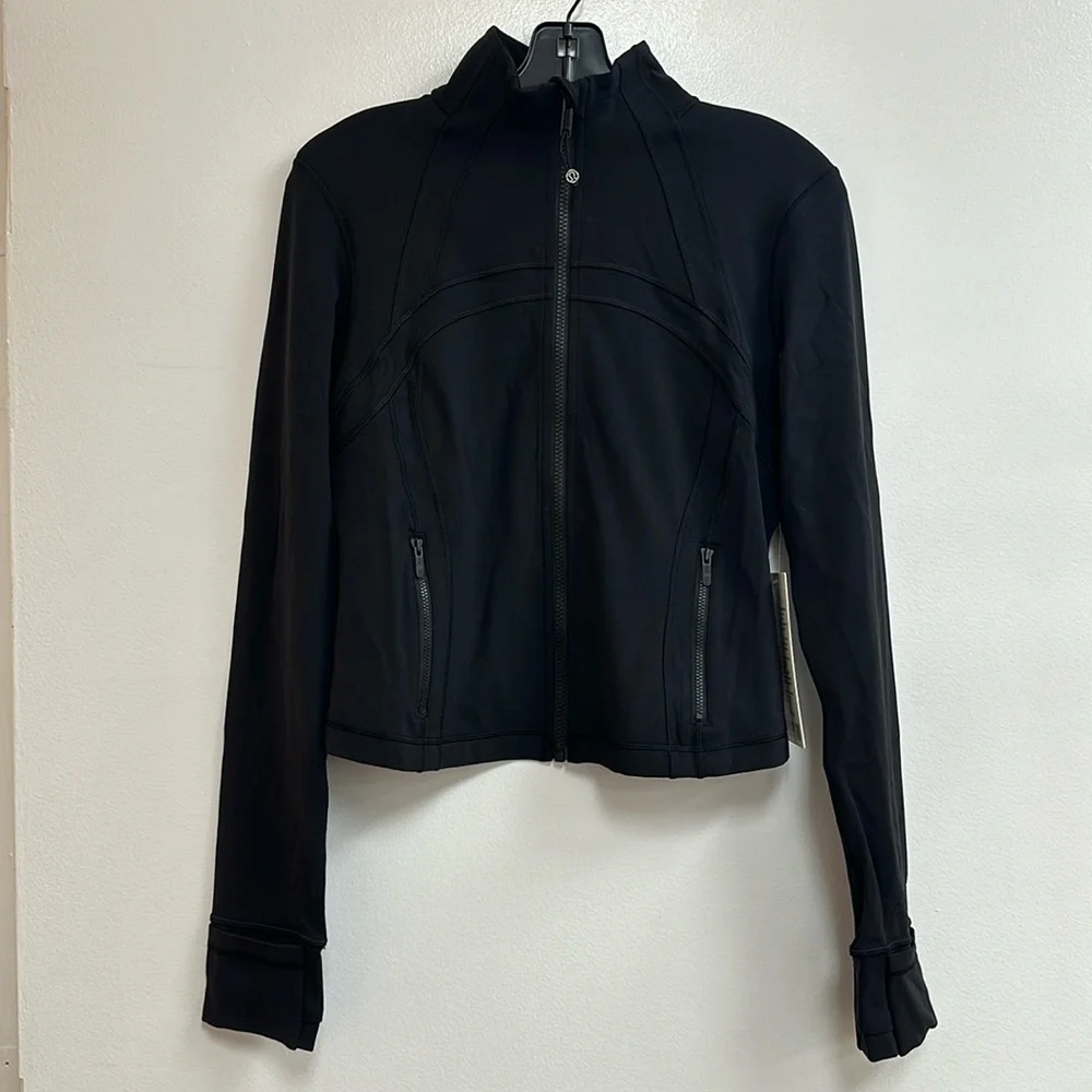 LuluLemon Define Cropped Jacket Nulu in Black - Picture 1 of 7